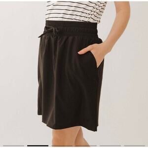 Albion | Size Medium Cher Black Skirt